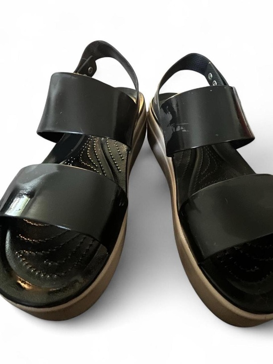 CROCS Shoes - Crocs Brooklyn Low Wedge